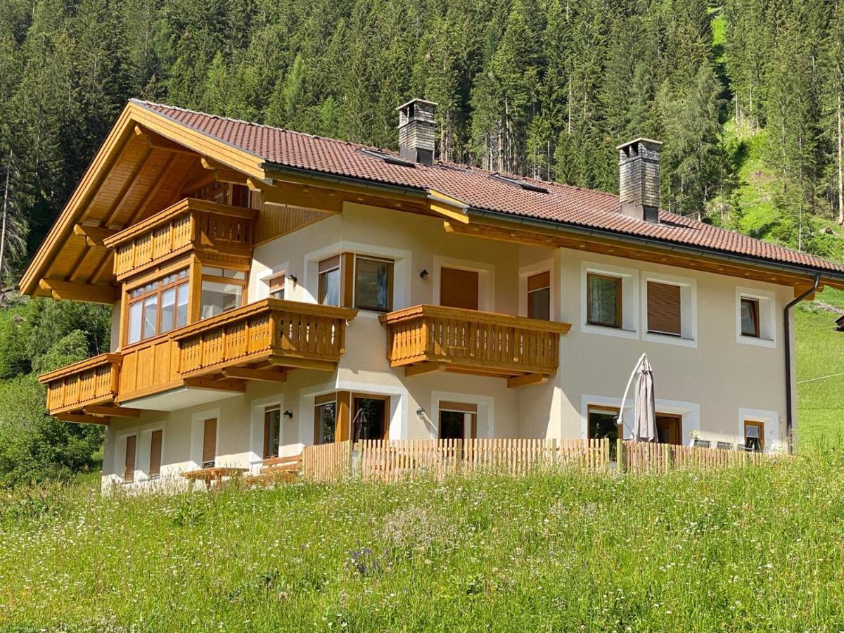 Apartments Oberhollenzer Braies  Exteriér fotografie