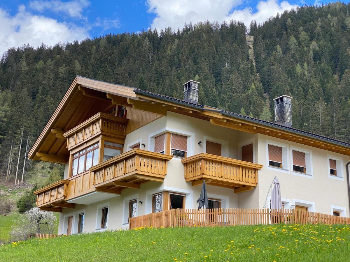 Apartments Oberhollenzer Braies  Exteriér fotografie